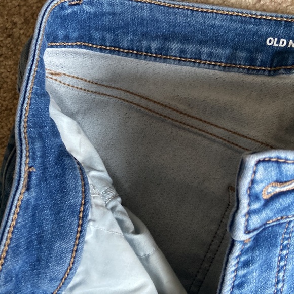 Old Navy Rockstar Super Skinny warm -lined jeans  size 4 - Picture 3 of 4